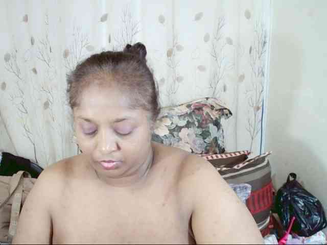 Indiantasha Live Webcam on BongaCams
