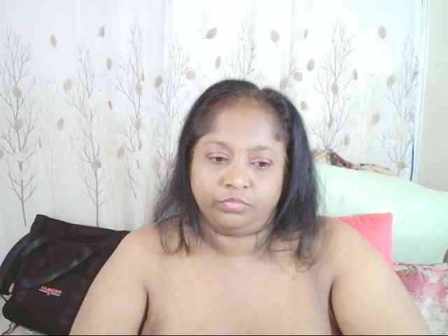 Model: Indiantasha