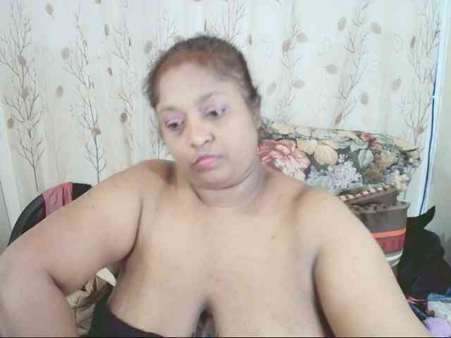Indiantasha webcam