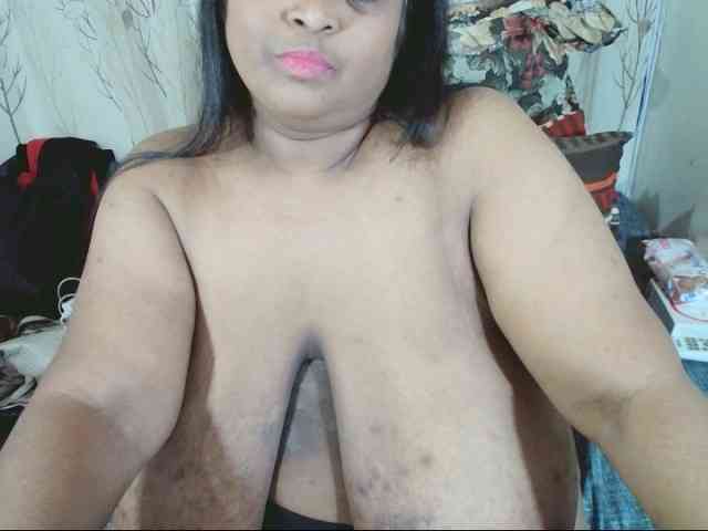 Indiantasha Live Webcam on BongaCams