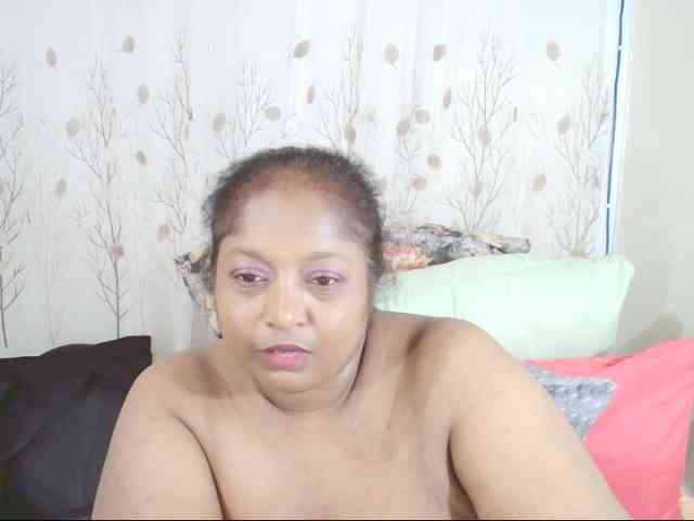 Indiantasha webcam
