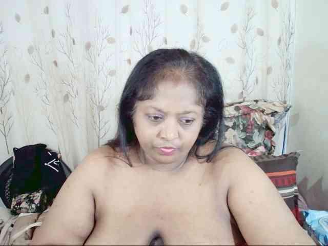 Indiantasha webcam
