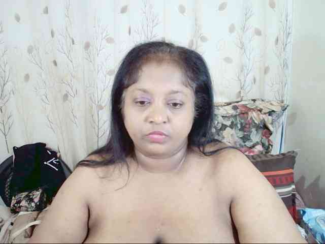 Indiantasha webcam