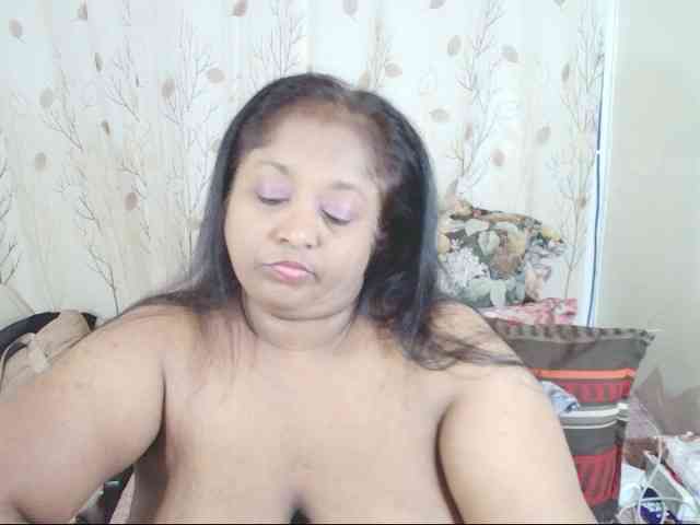 Indiantasha webcam