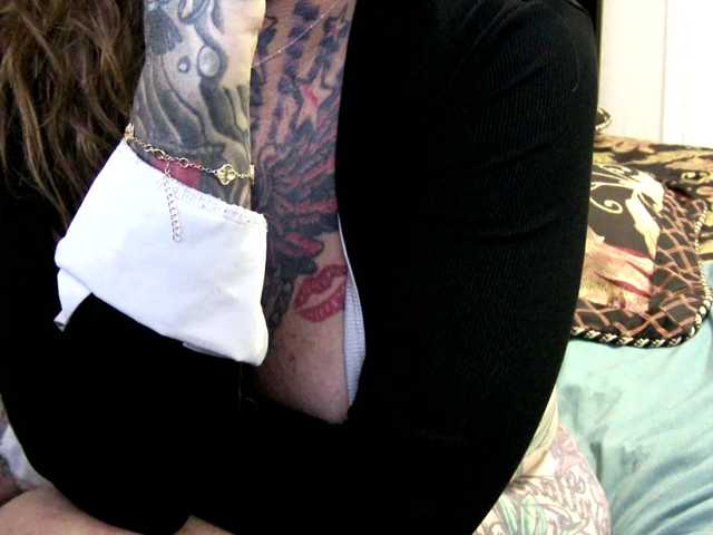pamelagunns live cam on BongaCams