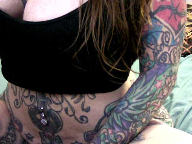 pamelagunns live cam on BongaCams