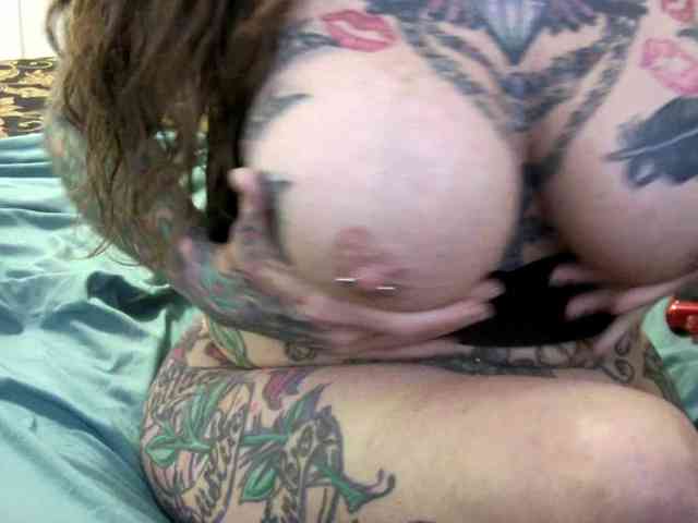 pamelagunns webcam