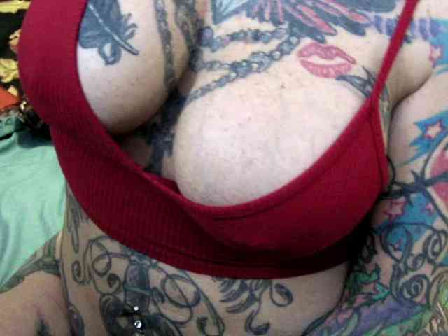 pamelagunns webcam