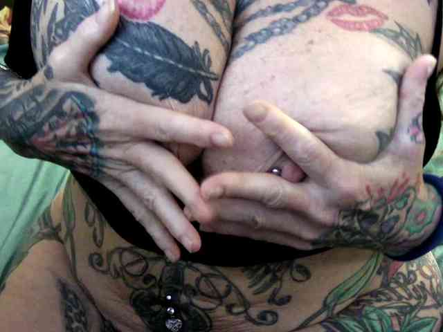 pamelagunns webcam