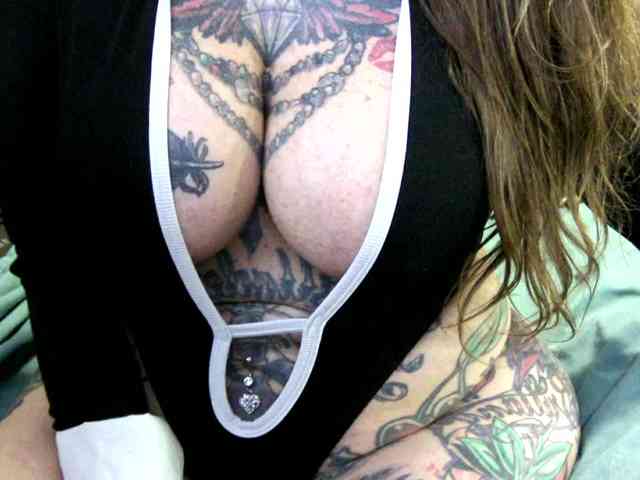 pamelagunns webcam