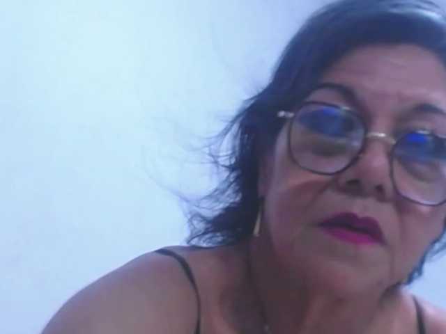 sexycristina live webcam show