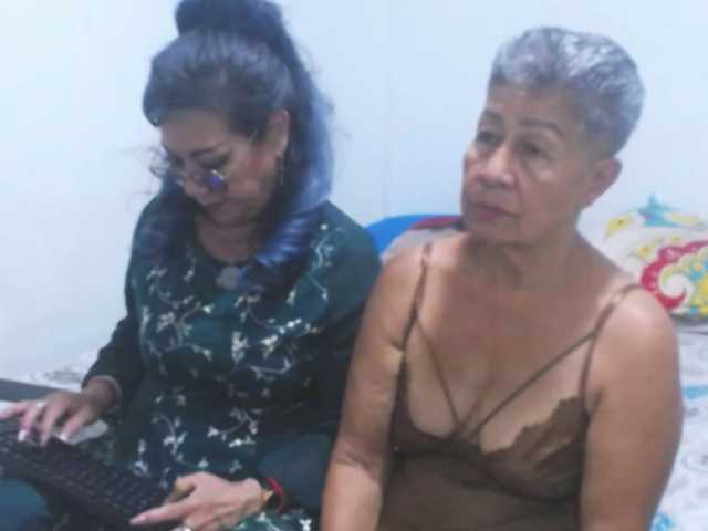 le modèle sexycristina est en webcam porno dans un show sur le site bongacams, il possède les tags suivants: Latino/Hispanic,Brunette,Shaved