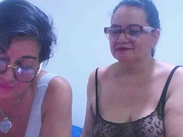 sexycristina live couple cam on bongacams
