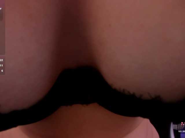 MorganHicks live cam preview
