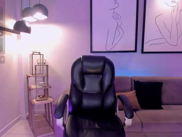 MorganHicks live cam on BongaCams
