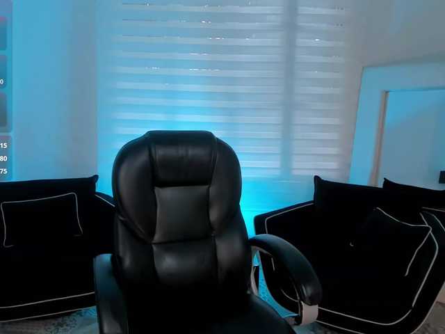 MorganHicks live cam preview