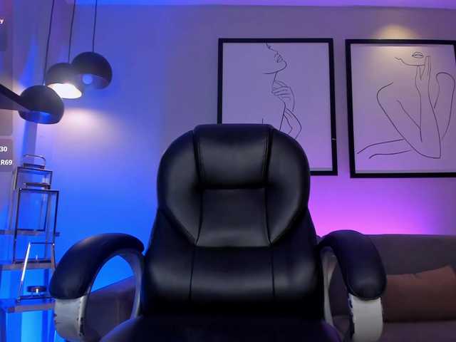 MorganHicks live webcam show