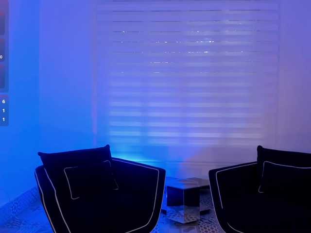MorganHicks — live female cam