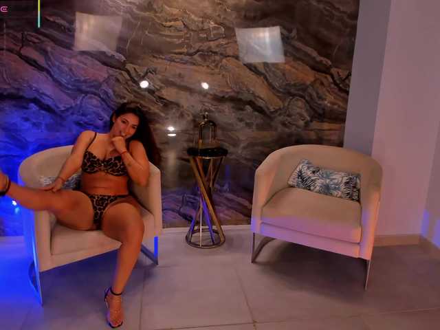 DannieSmith1 live cam