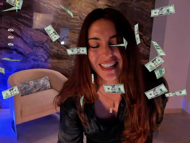 DannieSmith1 live stream preview