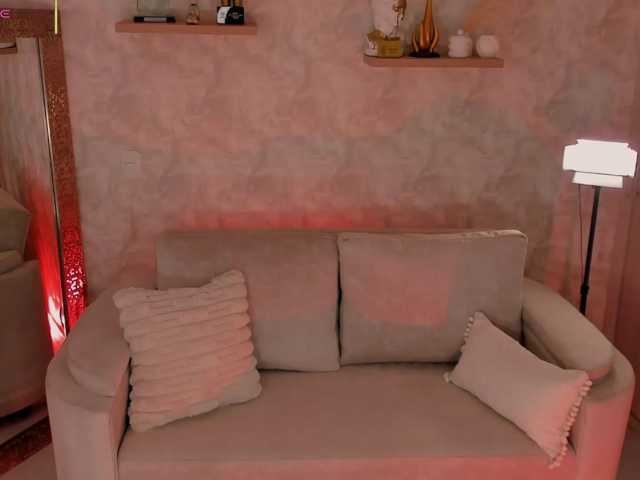 DannieSmith1 live cam preview