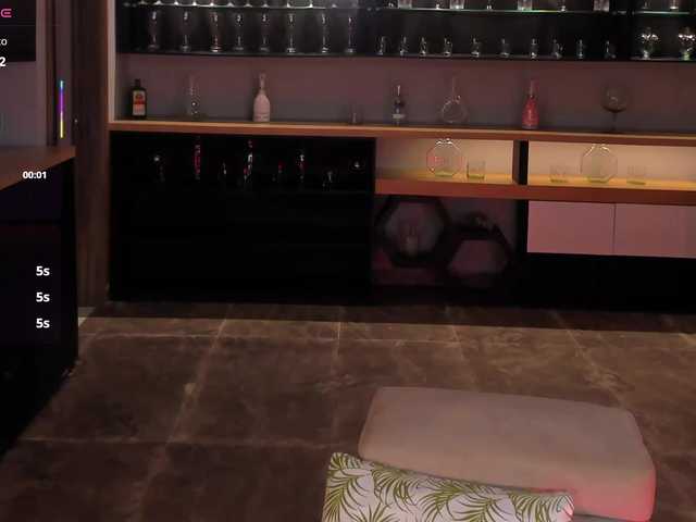 DannieSmith1 live webcam show