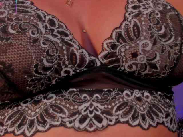 DannieSmith1