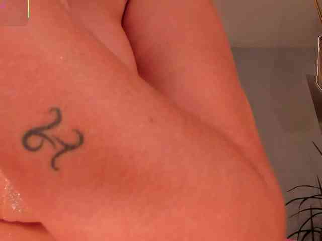 DannieSmith1 webcam
