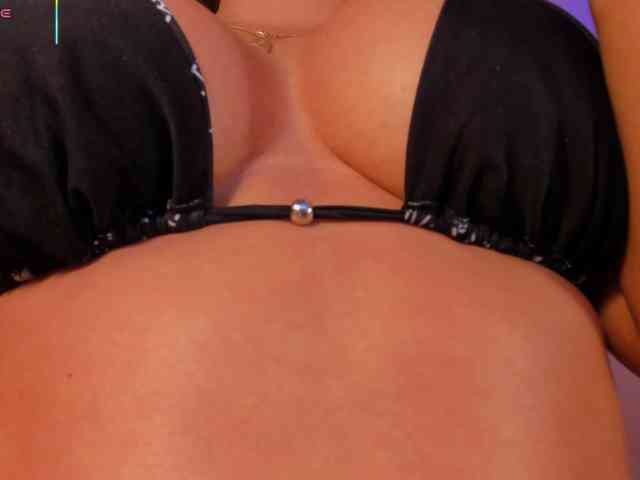 DannieSmith1