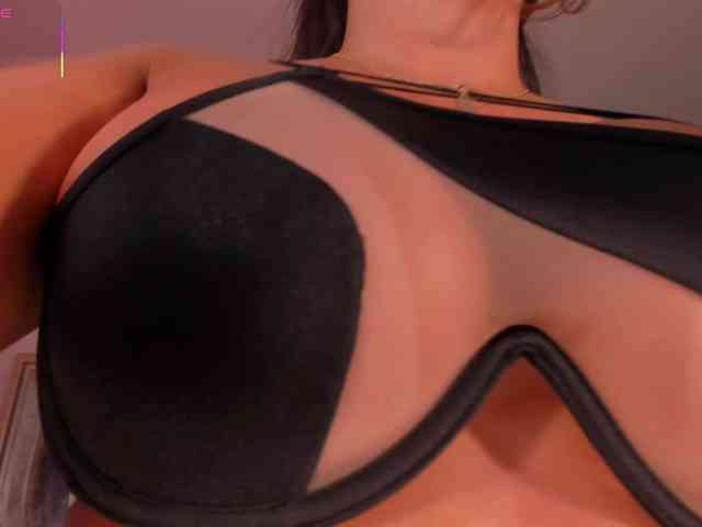 DannieSmith1 webcam