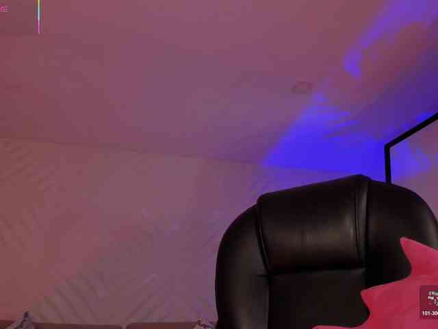 DannieSmith1
