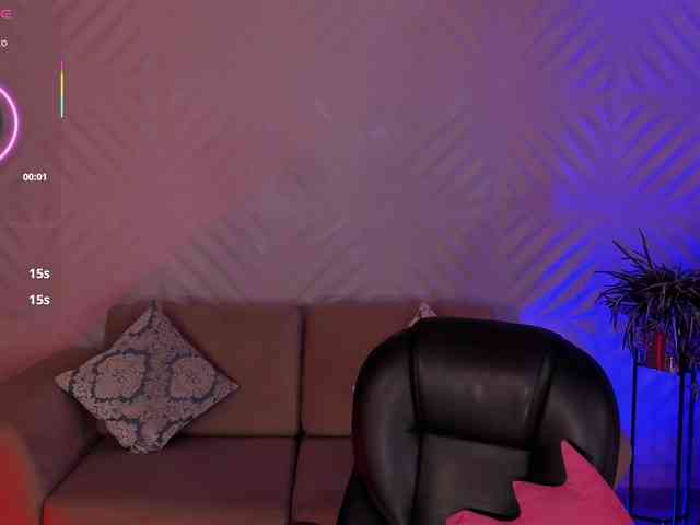 DannieSmith1