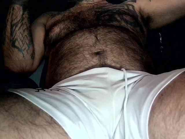 loqillo Live Webcam on BongaCams