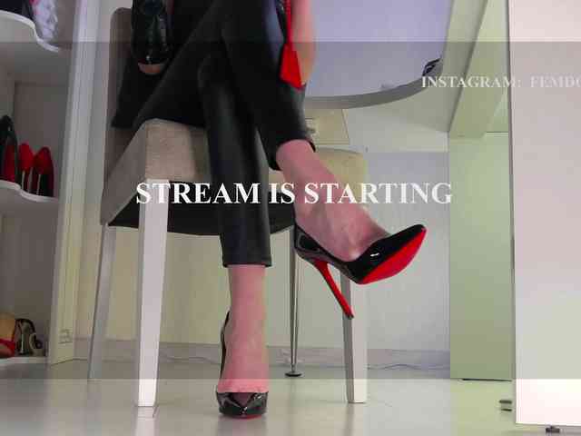 Model: Femdomheels