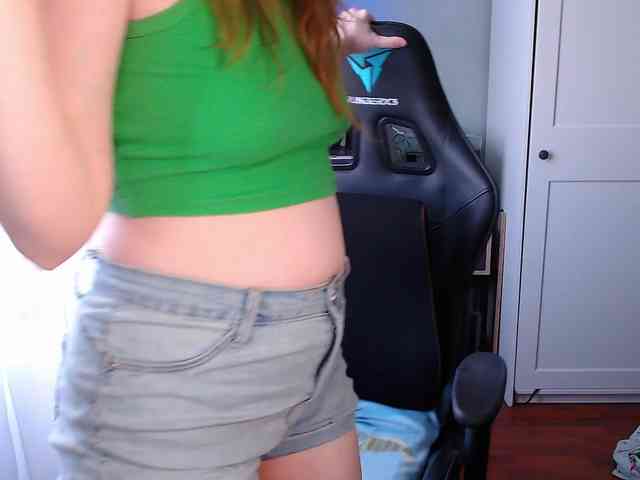 lady_inari webcam