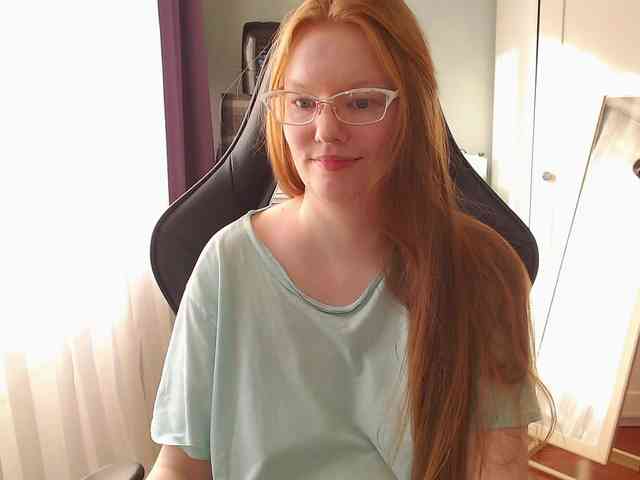 missInari Live Webcam on BongaCams