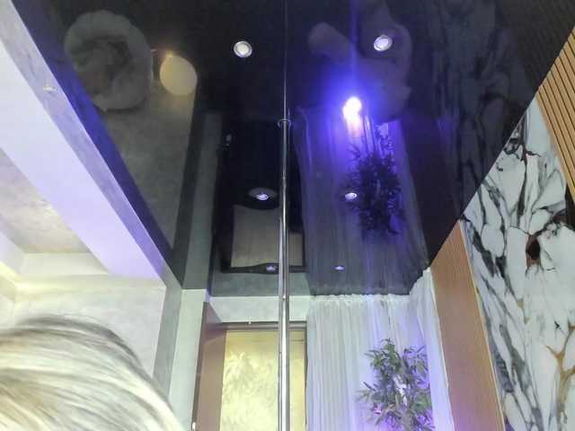 LisaAkira live cam on BongaCams