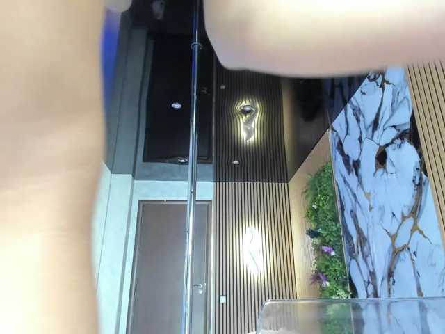 LisaAkira, live now on BongaCams