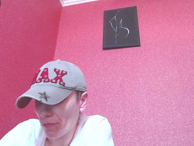 ToryXCristal's BongaCams show and profile