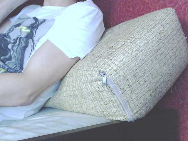 ToryXCristal's BongaCams show and profile