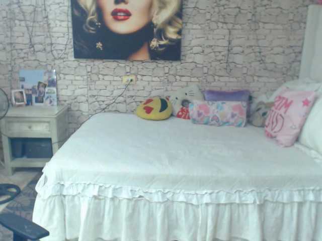 AlissonTyler live cam on BongaCams