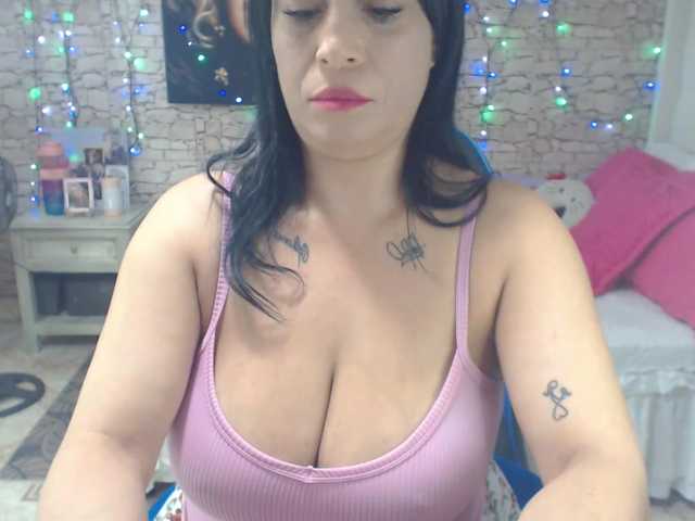 AlissonTyler live webcam show