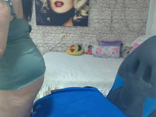 AlissonTyler live cam on BongaCams