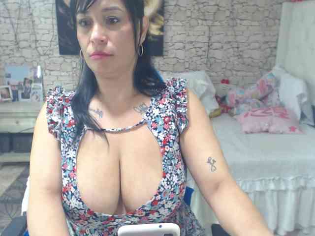 Modella: AlissonTyler