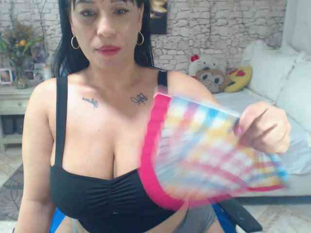 Model: AlissonTyler