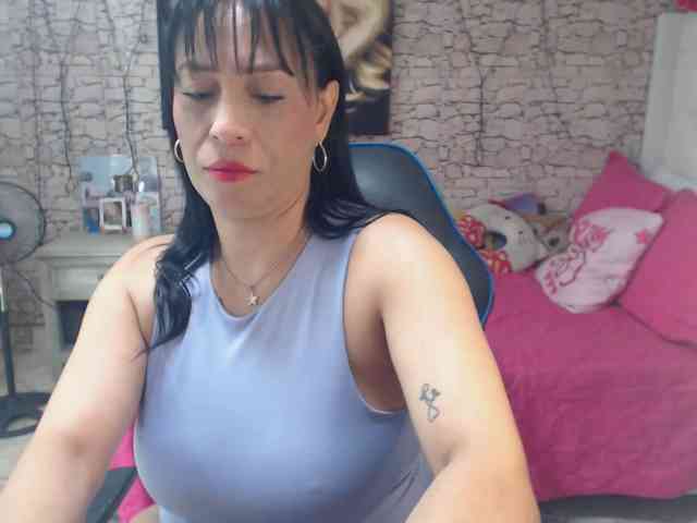 AlissonTyler webcam