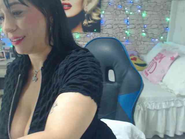 AlissonTyler webcam