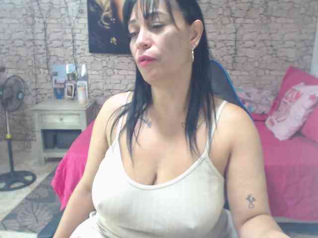 AlissonTyler webcam