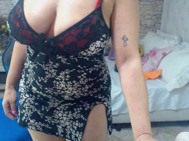 AlissonTyler webcam