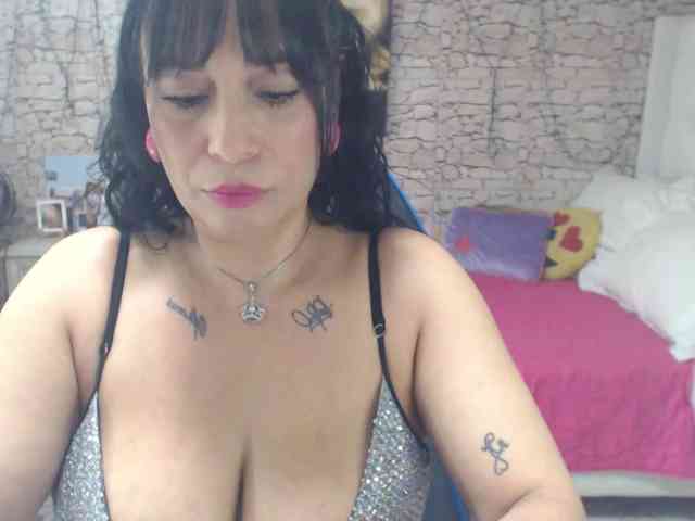AlissonTyler webcam